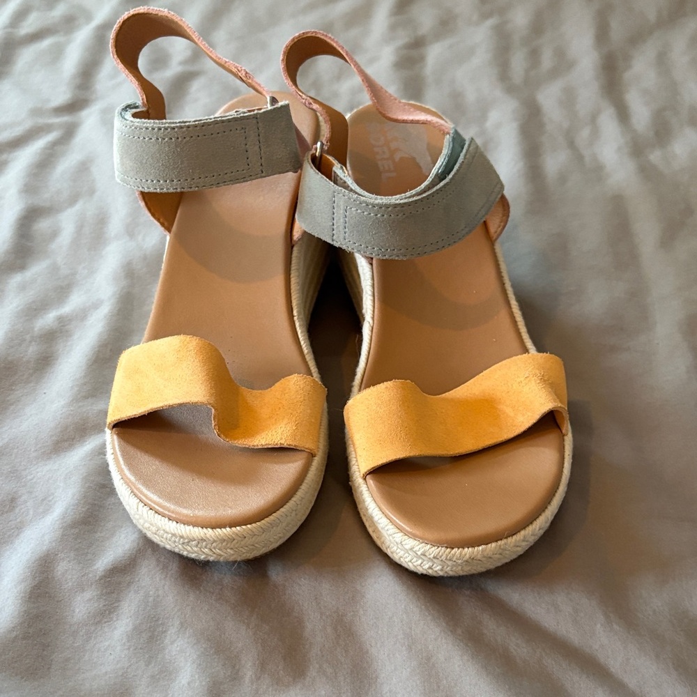 Sorel Women’s Wedge Sandals